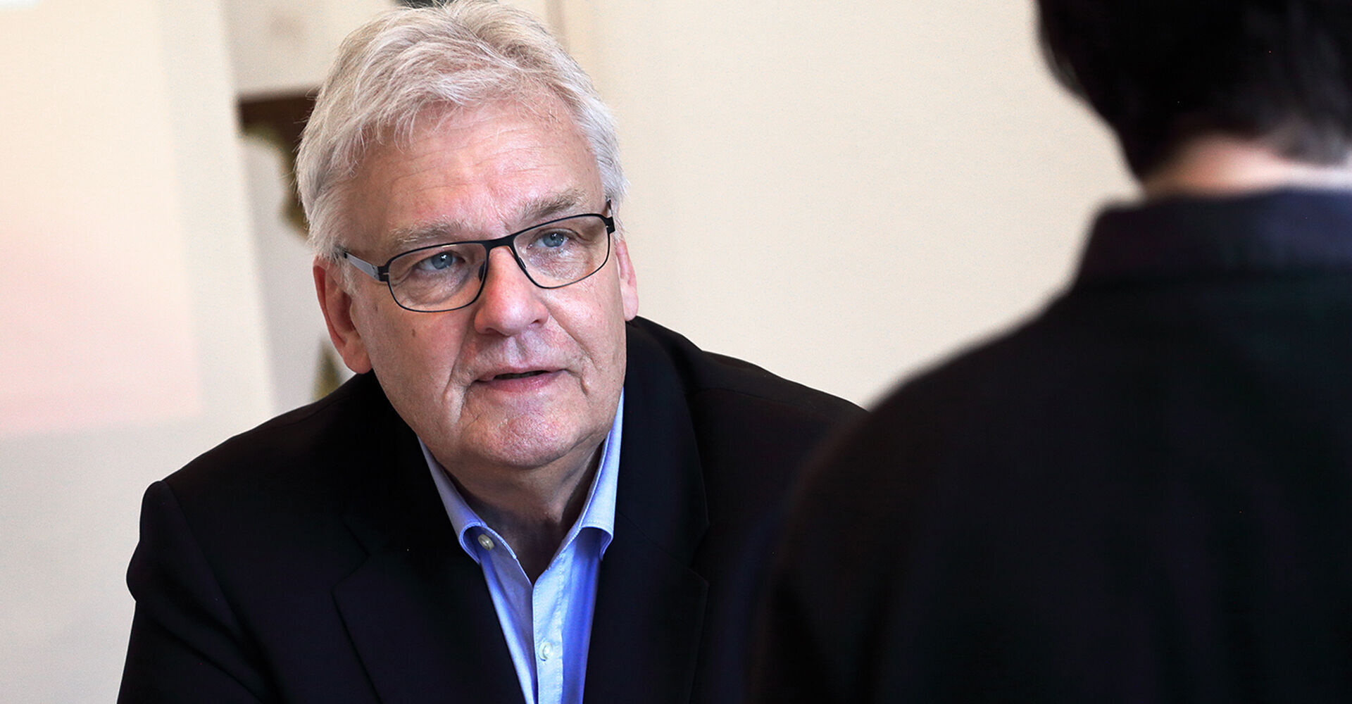  <div class=caption-wrap><p>Joachim Geffken - G.K.M.B.</p></div> 